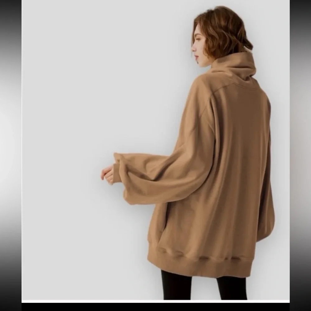 Nap Lounge Boxy Turtleneck Sweatshirt Camel Tan Cowl Neck Oversized Baggy
Sz XL - Picture 2 of 12